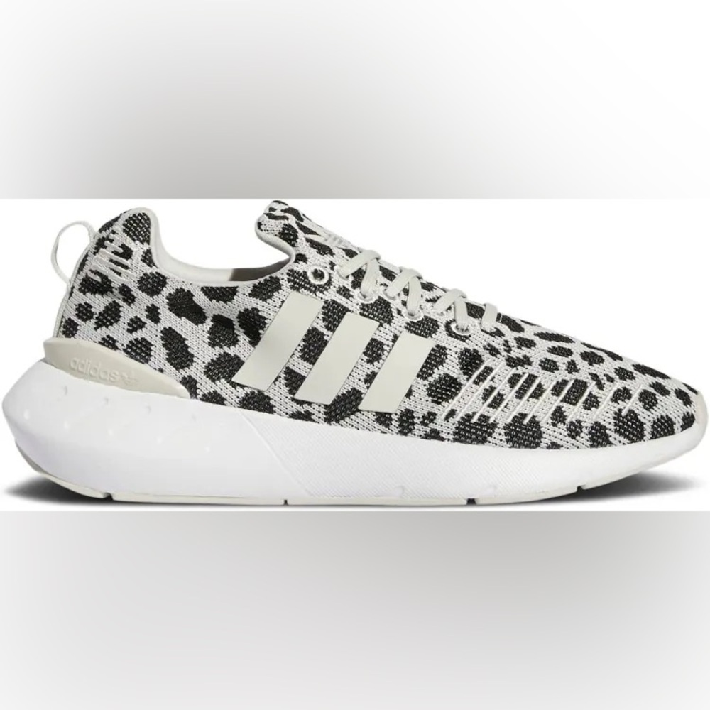 Adidas Women’s‎ Swift Run 22 Dalmatian Print Gray Size 7